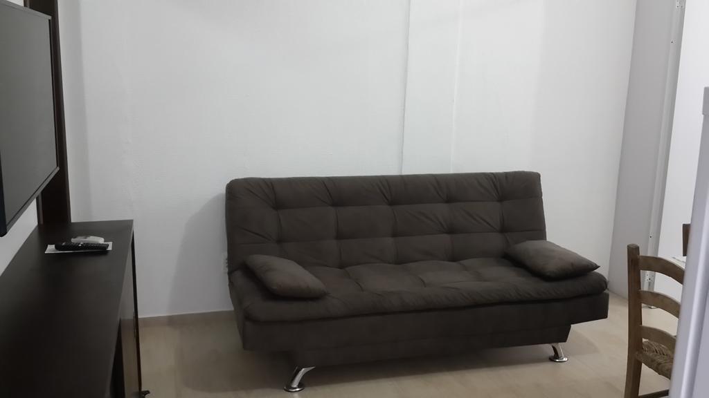 Quitinete Balneario Apartment *
